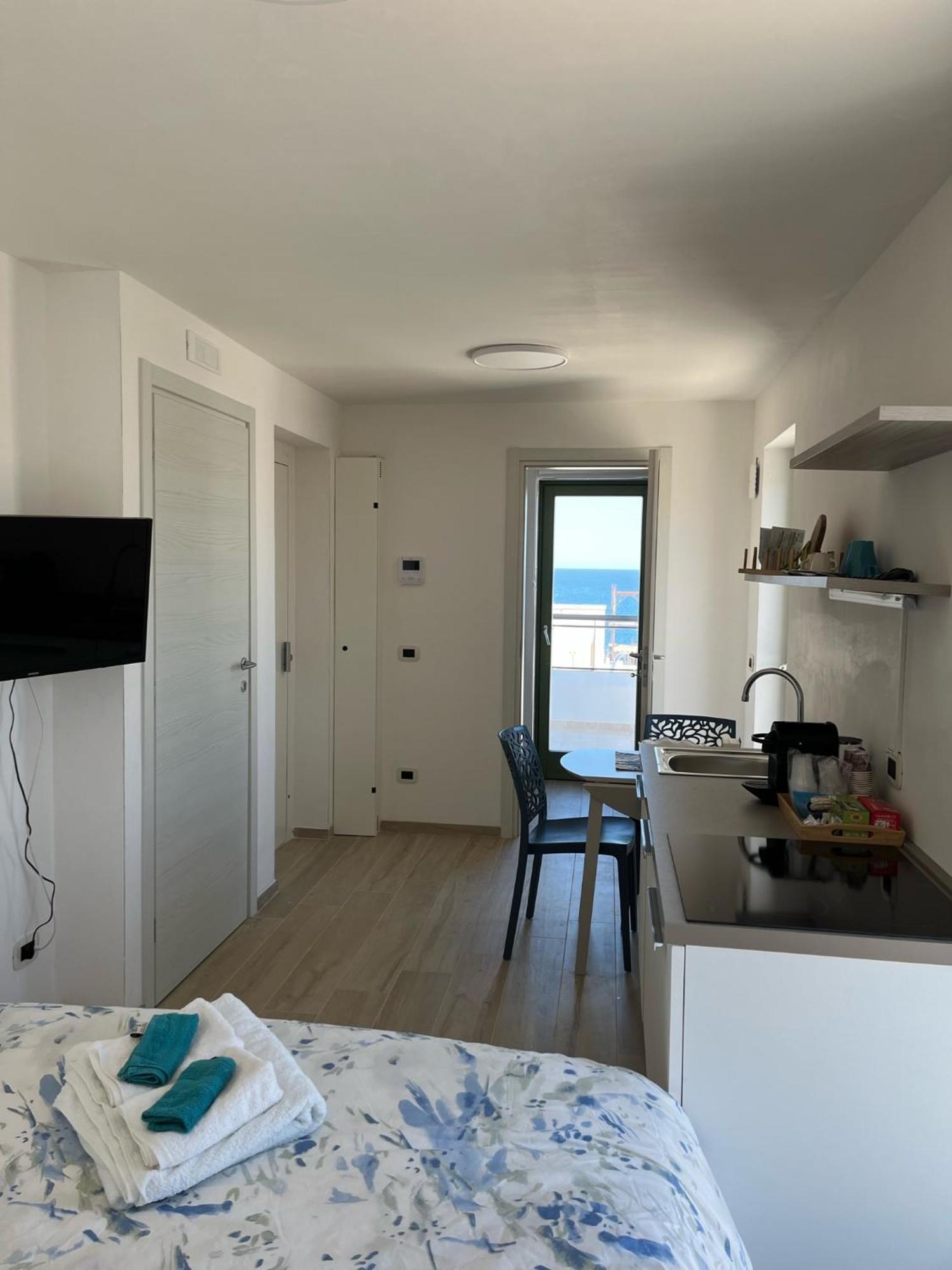 Bluenote Apartment Polignano a Mare Bagian luar foto